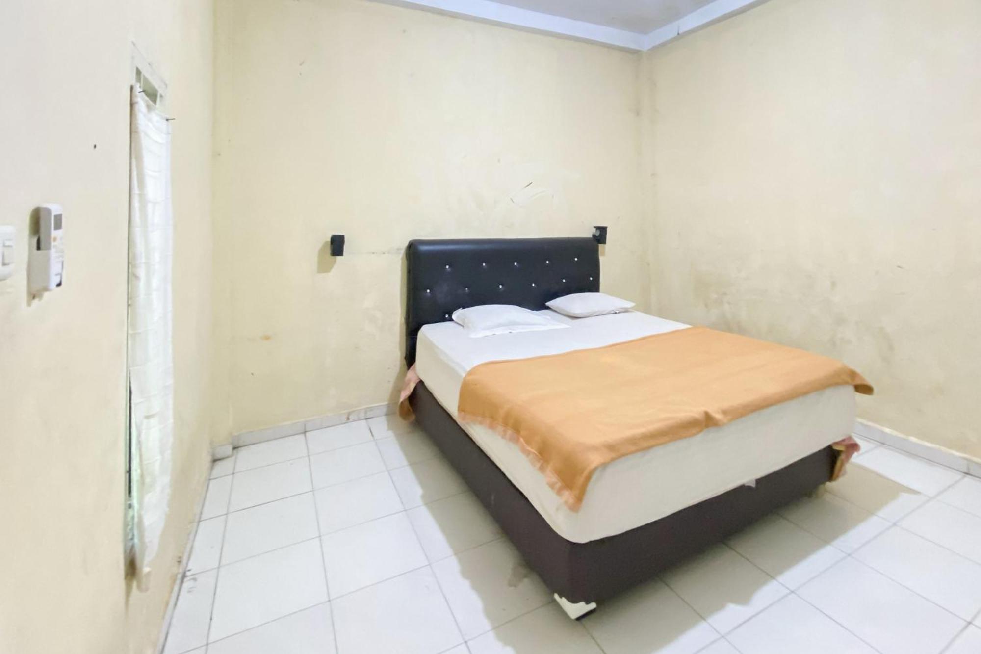 Hotel Pantai Panjang Bengkulu Redpartner מראה חיצוני תמונה