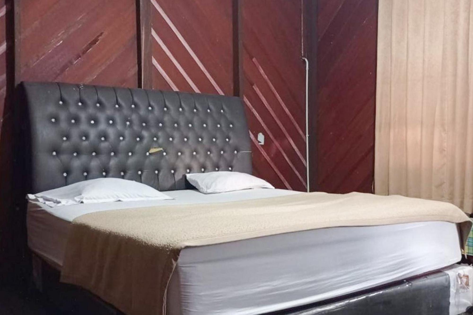 Hotel Pantai Panjang Bengkulu Redpartner מראה חיצוני תמונה