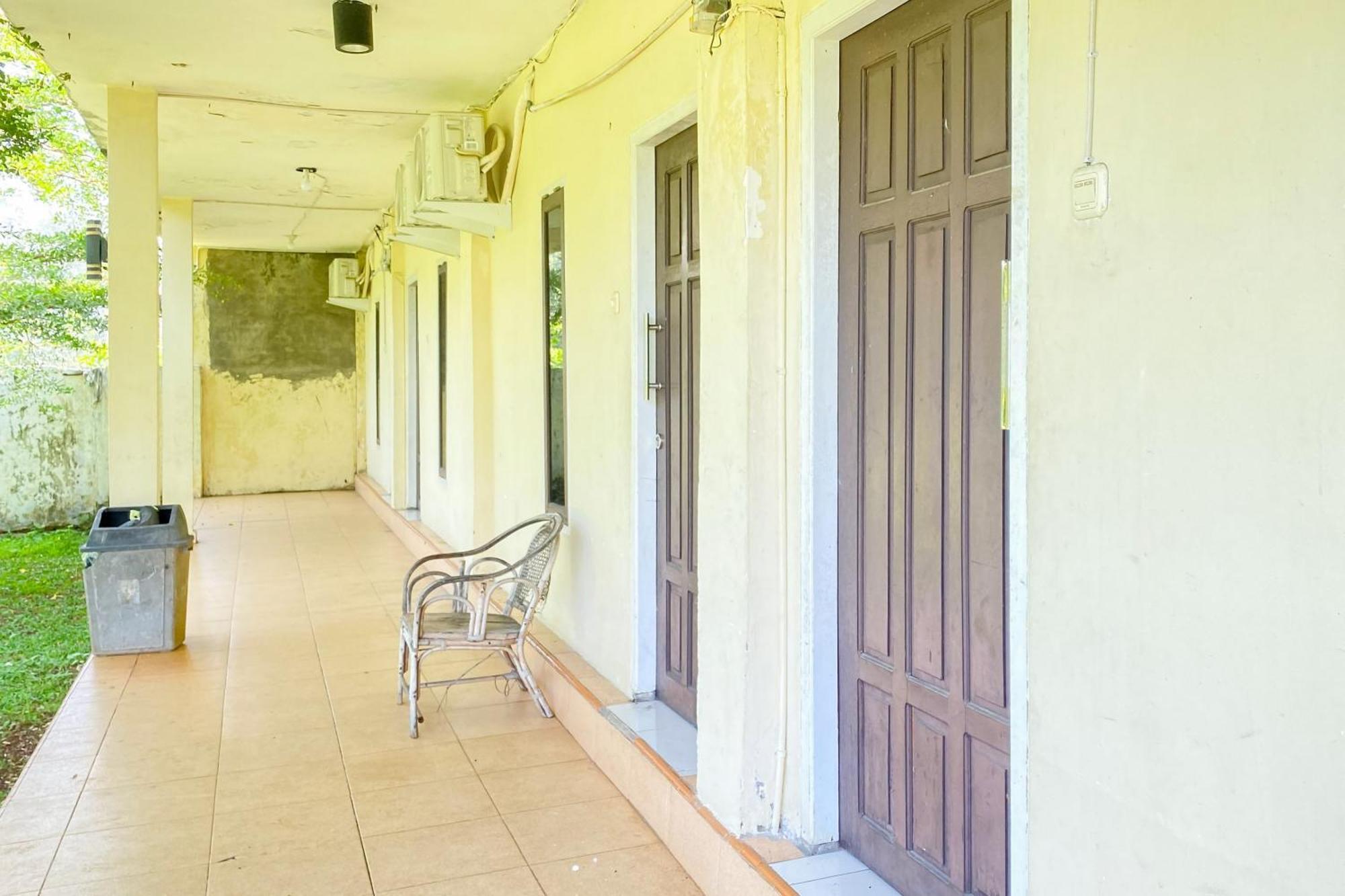 Hotel Pantai Panjang Bengkulu Redpartner מראה חיצוני תמונה