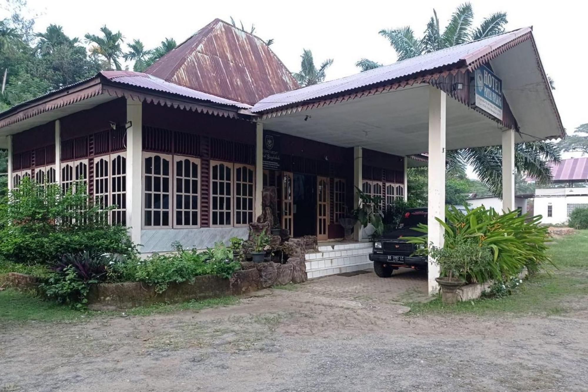 Hotel Pantai Panjang Bengkulu Redpartner מראה חיצוני תמונה