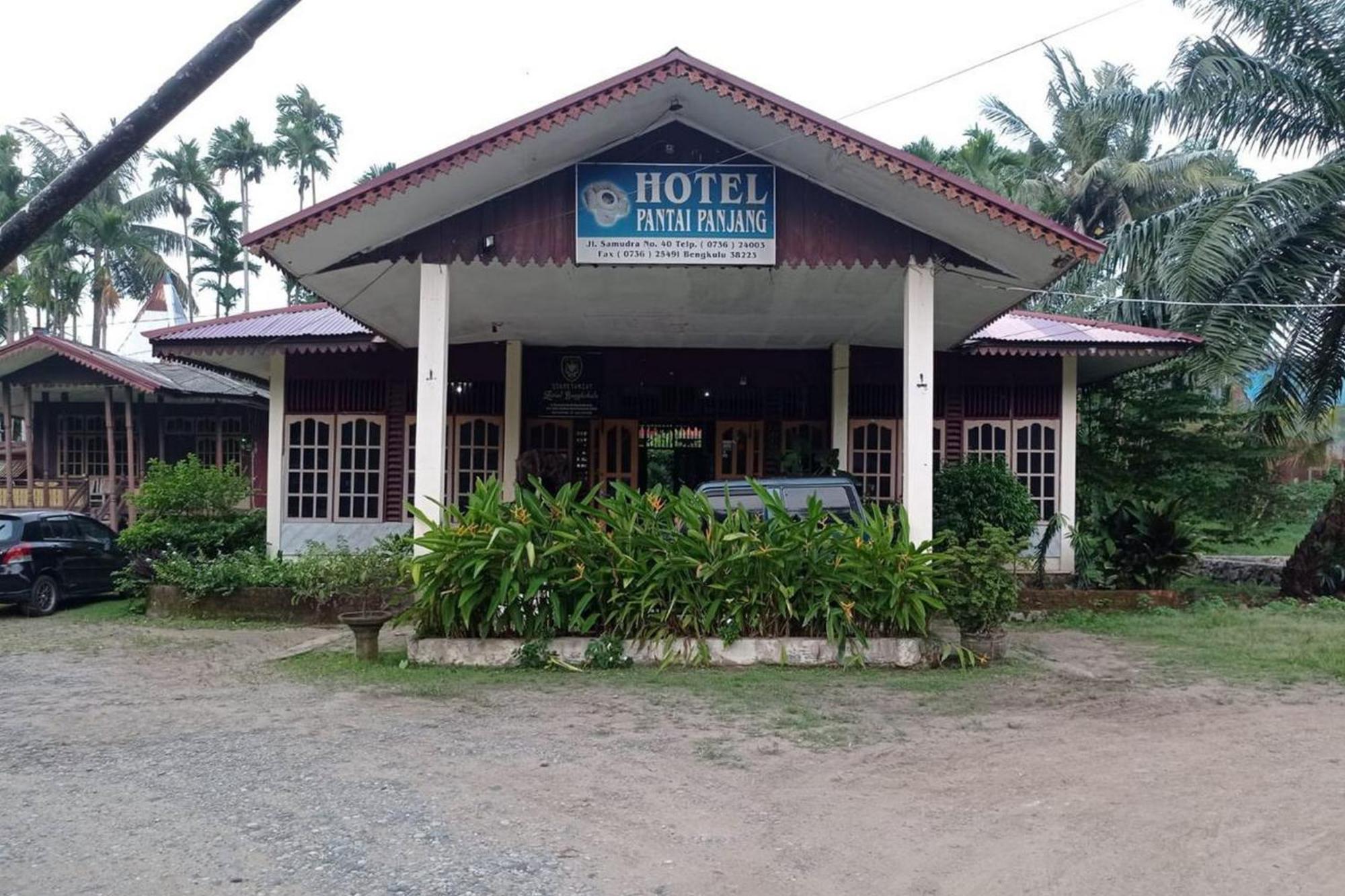 Hotel Pantai Panjang Bengkulu Redpartner מראה חיצוני תמונה