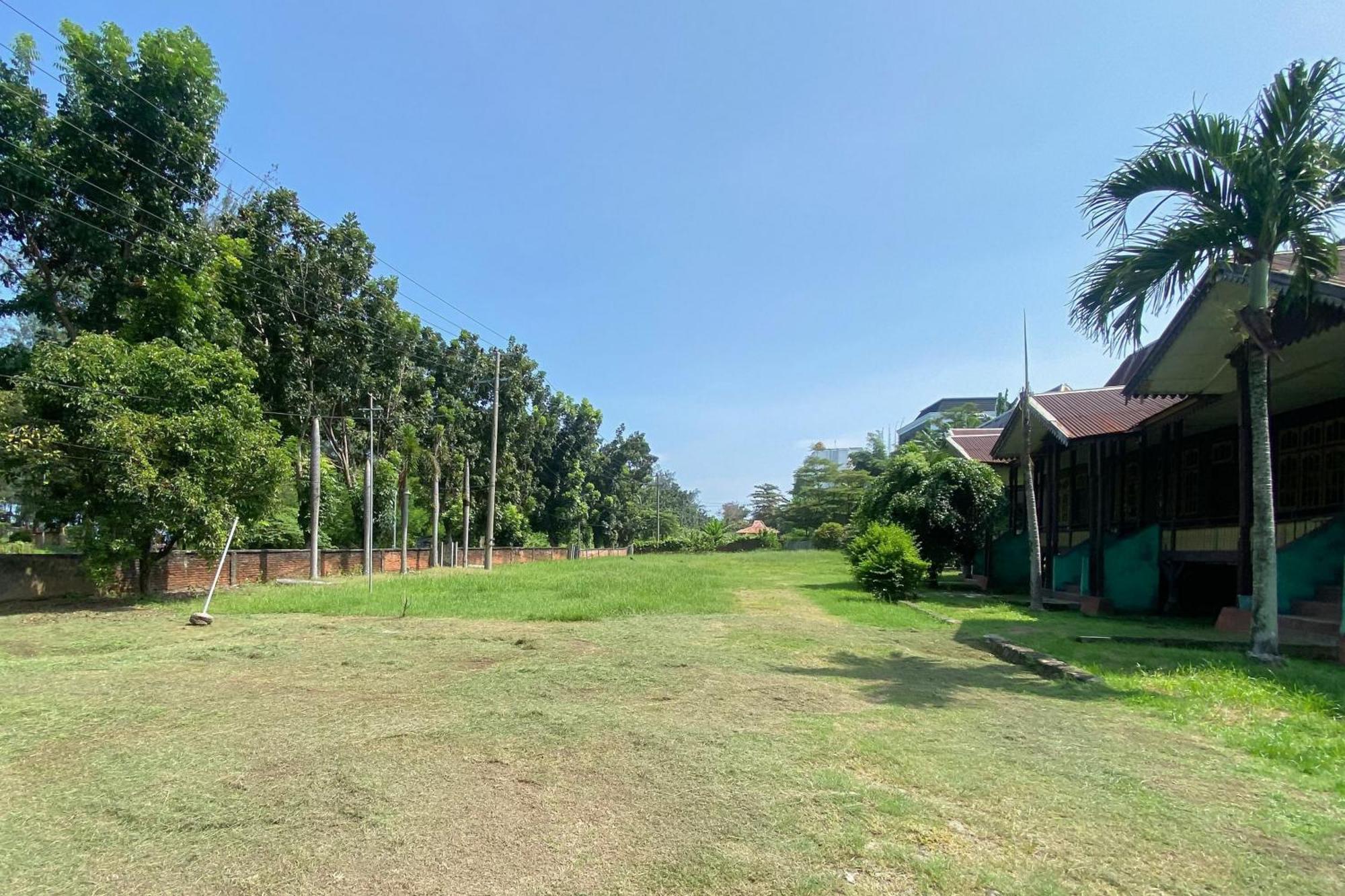 Hotel Pantai Panjang Bengkulu Redpartner מראה חיצוני תמונה